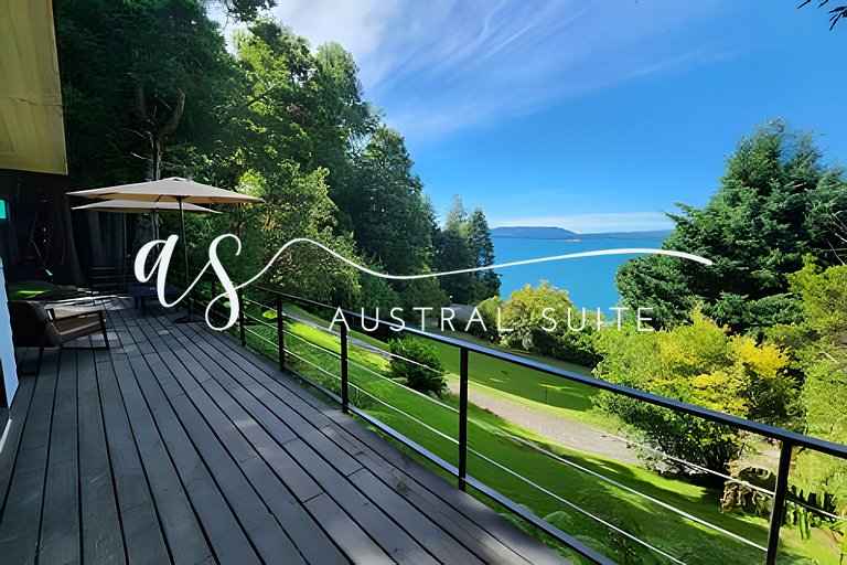 Espectacular casa à beira do lago