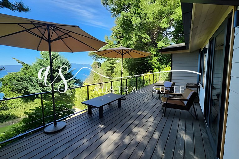 Espectacular casa borde Lago