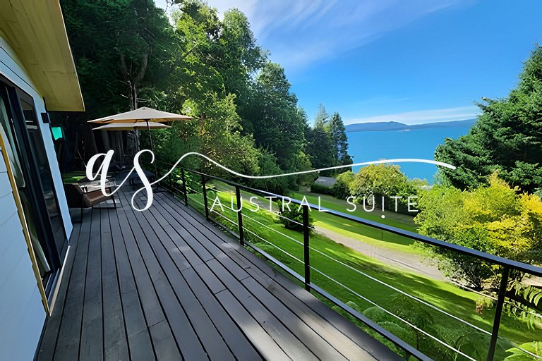 Espectacular casa borde Lago