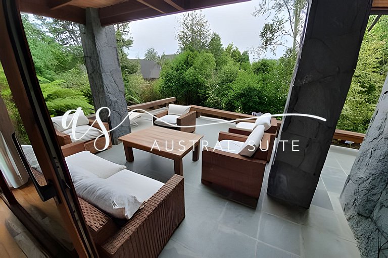 Luxury family home in La Puntilla