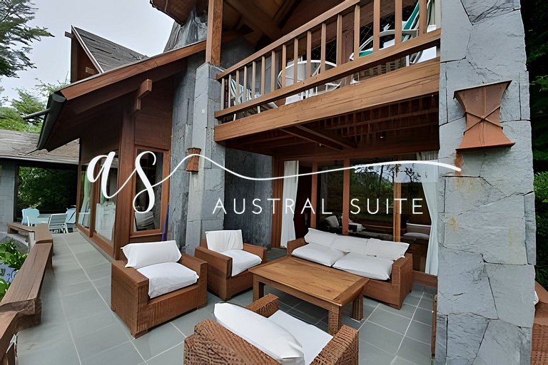 Luxury family home in La Puntilla