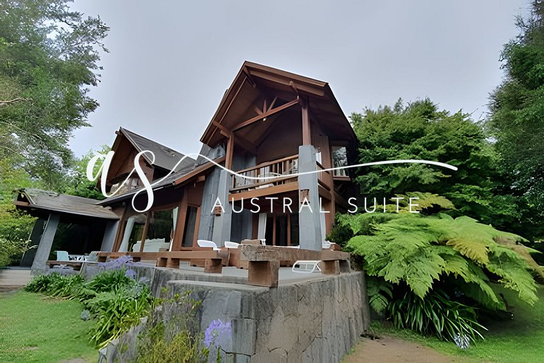 Luxury family home in La Puntilla