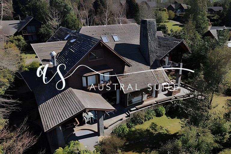 Luxury family home in La Puntilla