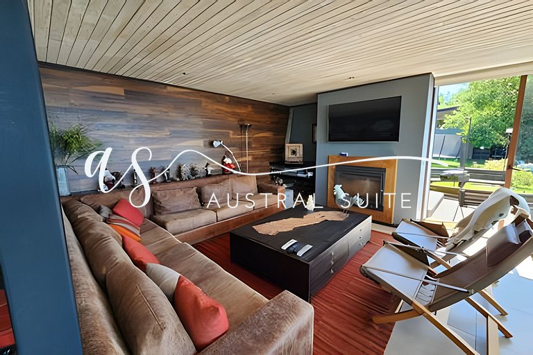 Casas à beira do lago, campo de padel