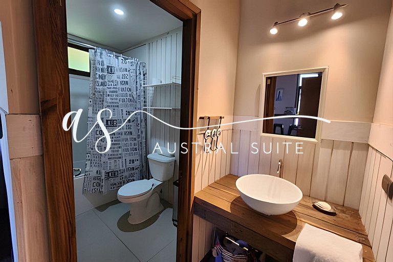 Lakeside houses, padel court