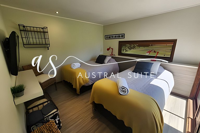 Lakeside houses, padel court