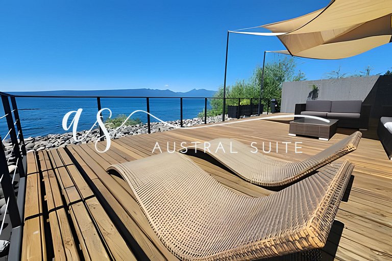 Lakeside houses, padel court