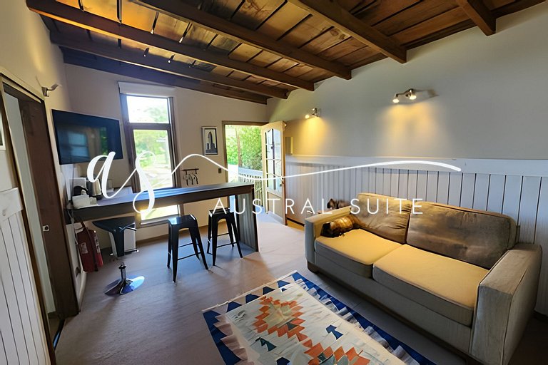 Casas à beira do lago, campo de padel