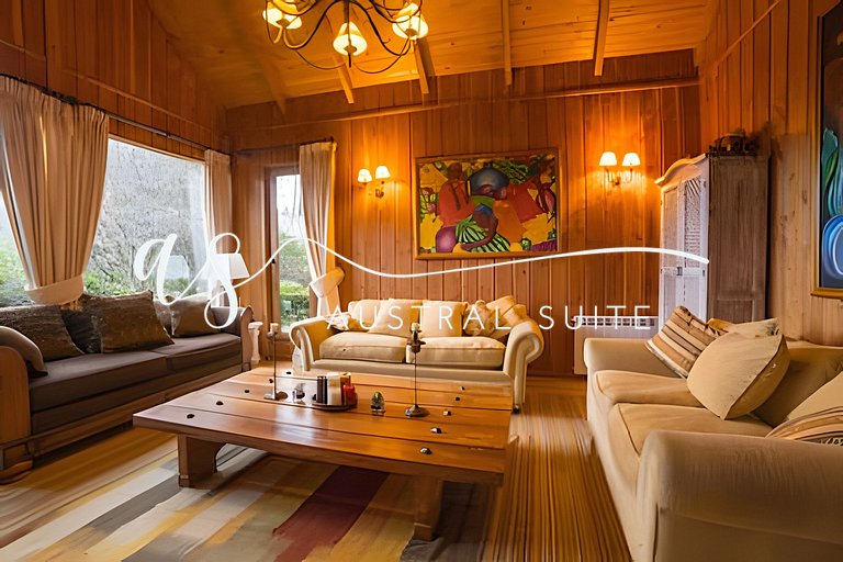 Large Family Home in La Puntilla