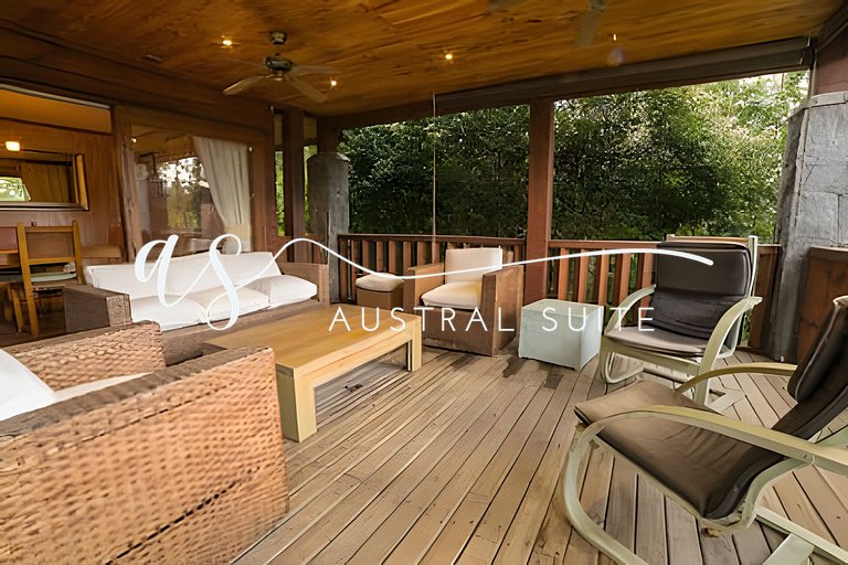 Large Family Home in La Puntilla