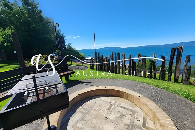 3 Amazing Houses for 24 Guests Lakeside