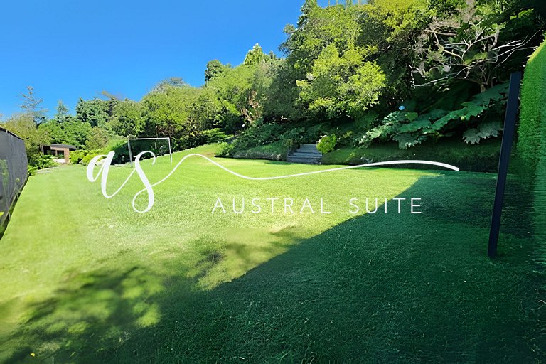 3 casas incríveis para 24 hóspedes à beira do lago