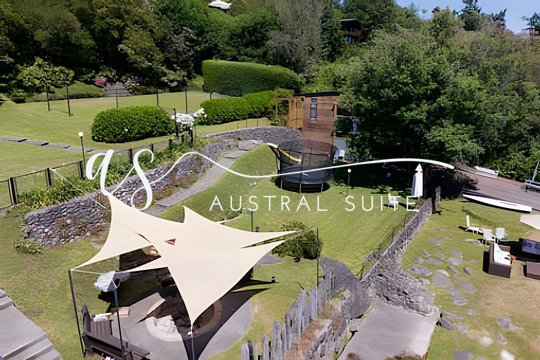 3 casas incríveis para 24 hóspedes à beira do lago