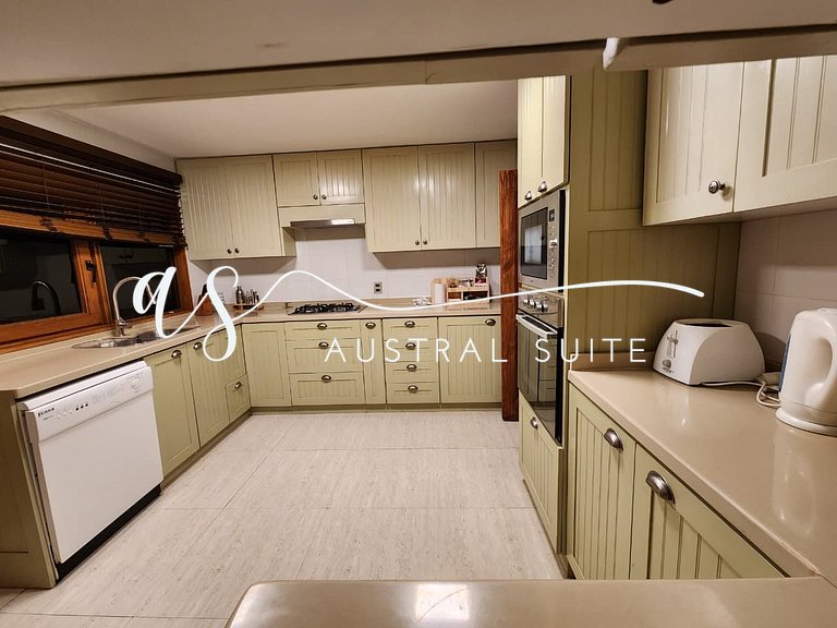 Large Family Home in La Puntilla