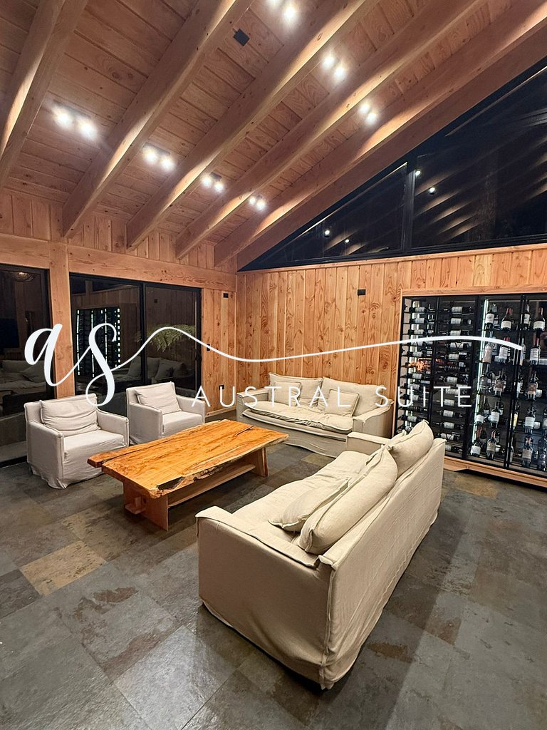 Large Family Home in La Puntilla