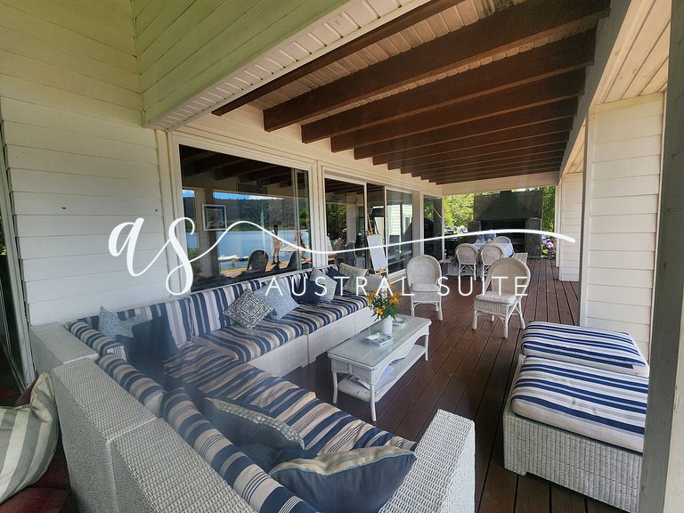 Parcela con 3 casas y 22 personas Lago Colico