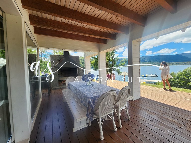 Parcela con 3 casas y 22 personas Lago Colico