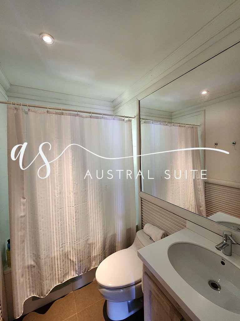 Parcela con 3 casas y 22 personas Lago Colico