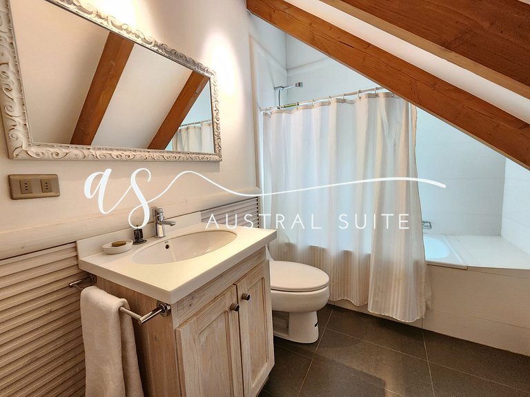 Parcela con 3 casas y 22 personas Lago Colico