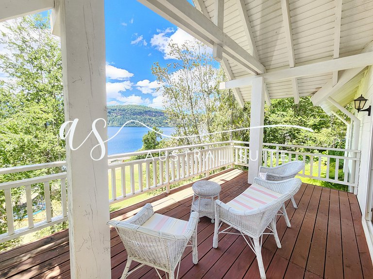 Parcela con 3 casas y 22 personas Lago Colico