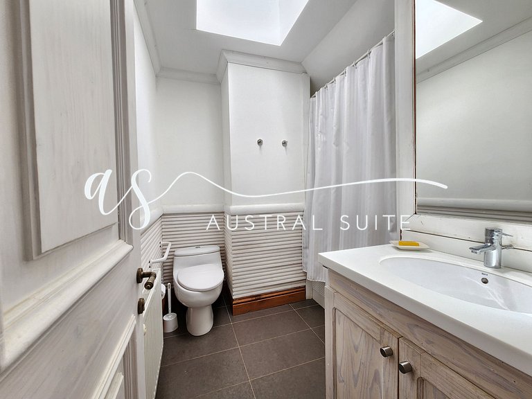 Parcela con 3 casas y 22 personas Lago Colico