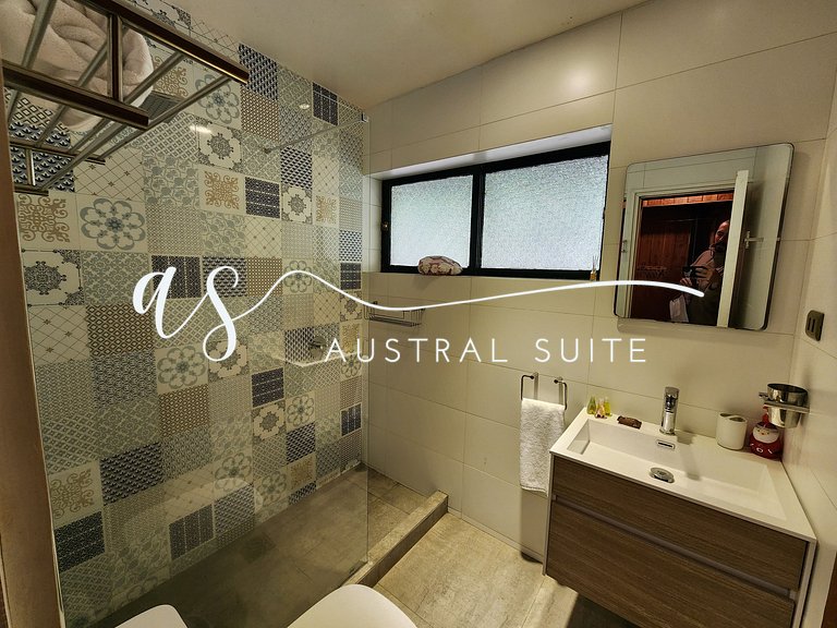 Cozy House with Beach and Lake